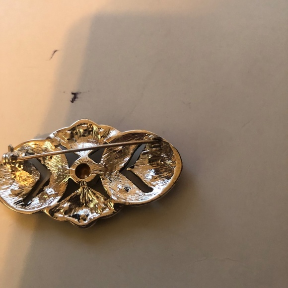 Vintage art deco style brooch. A Rick dark silver with a range of rhinestones - Picture 3 of 6